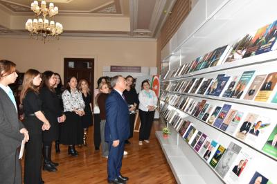 Milli Kitabxanada Ümummilli Lider Heydər Əliyevin xatirəsi anılıb