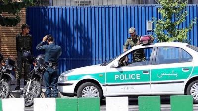İranda polis məntəqəsinə basqın -  4 ölü