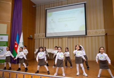 “Sevgi ilə yüksəl, özgüvənlə parla”