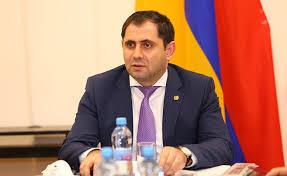 “Müdafiə nazirlikləri arasında ayrıca əlaqə yoxdur” -  Papikyan