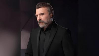 “Alnım açıq, başım dikdir!” -  Oktay Kaynarca
