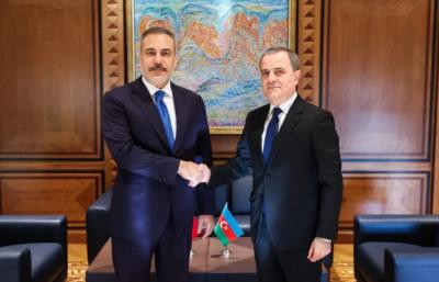 Azərbaycan və Türkiyə XİN başçıları regional məsələləri müzakirə ediblər - YENİLƏNİB
