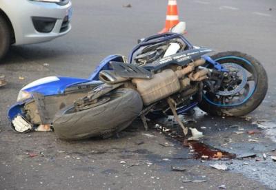 Bakıda moped divara çırpılıb