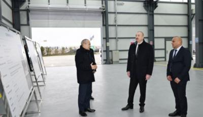 Prezident Sumqayıtda güzgü vərəqələrin istehsalı zavodunun açılışında iştirak edib