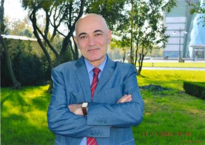 Təki yol gedən kəsin qəlbində çıraq olsun! 