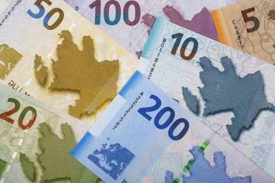 Azərbaycan manatının dövretmə sürəti azalıb