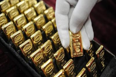Qızılın qiyməti yenidən 5 100 dolları ötüb