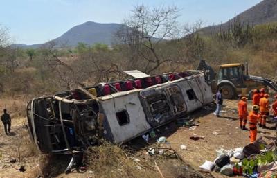 Braziliyada avtobus qəzası -  16 ölü, 44 yaralı