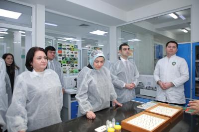AQTA-nın nümayəndə heyəti Özbəkistanda Fitosanitar Laboratoriya ilə tanış olub