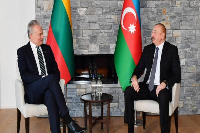 Prezident İlham Əliyev litvalı həmkarını təbrik edib