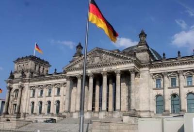 Bundestaq təxliyə edildi