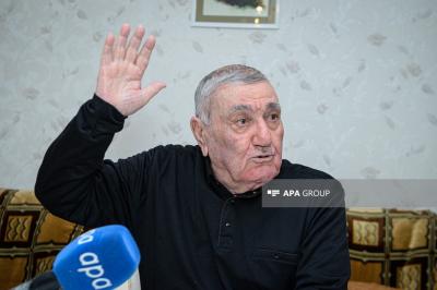 "Eçmiədzində kilsənin daşını öpmədim, ermənilər həbs etdilər" -  Şair Əşrəf Veysəlli
