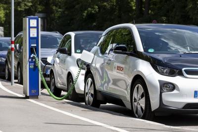 Ötən il Azərbaycana 17 ölkədən elektromobil idxal edilib