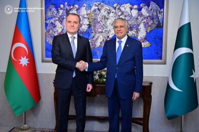 Azərbaycan və Pakistan XİN başçıları regional və beynəlxalq prosesləri müzakirə ediblər