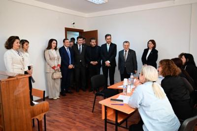 Deputatlar və incəsənət xadimləri attestasiya prosesini müşahidə ediblər