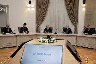 Pərviz Şahbazov  vətəndaşların müraciətlərini dinləyib