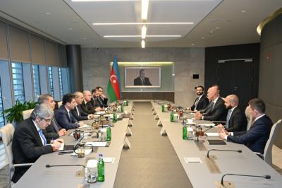 Mikayıl Cabbarov “Goldman Sachs” rəsmisi ilə görüşüb