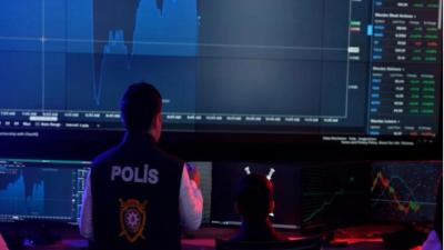 KMBİ tələbələrin fotolarını yayan şəxsi saxlayıb