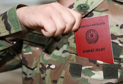 Qiyabi təhsil alanlara hərbi çağırışla bağlı möhlət verilməsi təklif edilir