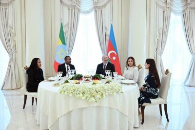 Efiopiyanın Baş nazirinin şərəfinə rəsmi nahar verilib