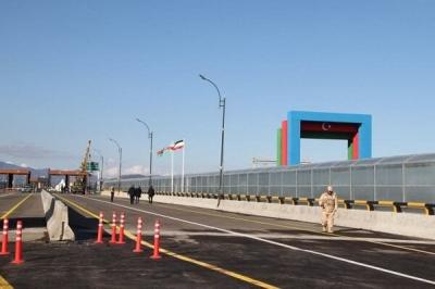 Rusiya vətəndaşlarını İranı Azərbaycan vasitəsilə tərk etməyə çağırıb