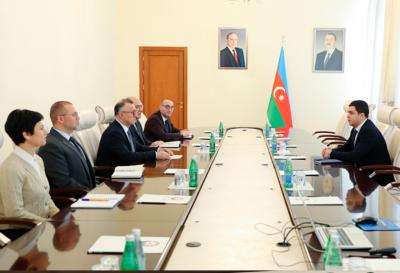 Səhiyyə naziri “Yüksəliş” müsabiqəsi qalibinin təklif və təşəbbüslərini dinləyib