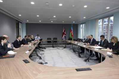 Britaniya ilə hava əlaqələrinin genişləndirilməsi müzakirə edilib