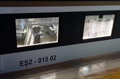 ADY sərnişin qatarlarına qarşı daş atmaların sayını açıqlayıb