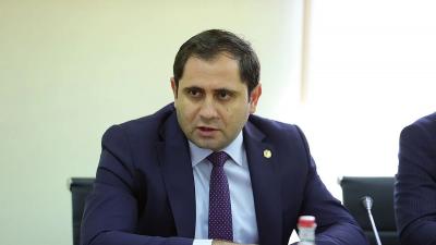 Papikyan Brüsselə gedib 