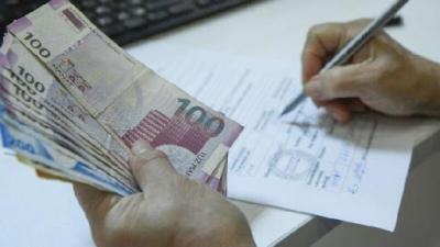 Tərbiyə məqsədilə uşağa qarşı fiziki zorakılıq edən valideyn və müəllim 200 manatadək cərimələnəcək