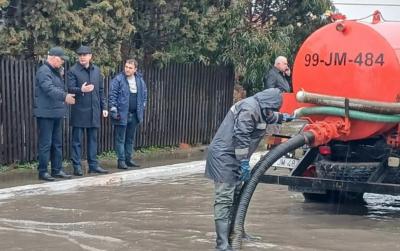 Bakıda iki icra başçısı subasma hadisəsi baş verən əraziyə gəliblər