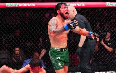 Tofiq Musayev UFC-də ilk qələbəsini qazandı