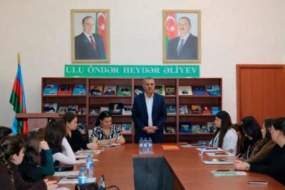Gənclər Kitabxanasında soyqırımı qurbanlarının xatirəsi anılıb