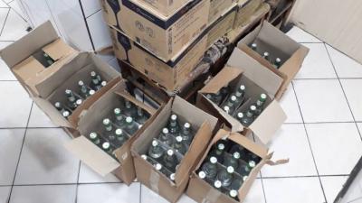 Lənkəranda şadlıq evində mənşəyi məlum olmayan alkoqollu içkilər aşkarlanıb