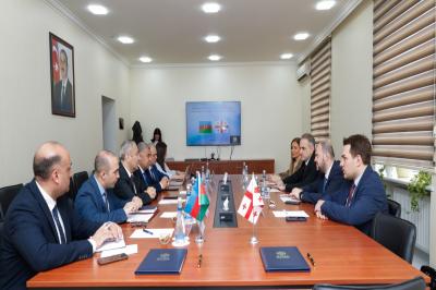 Azərbaycan və Gürcüstan arasında beynəlxalq avtomobil daşımaları üzrə əməkdaşlıq genişlənir