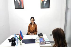 Səbinə Əliyeva vətəndaşları qəbul edib