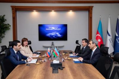 Slovakiya və Azərbaycan dəmir yolu sahəsində əməkdaşlığın genişləndirilməsini müzakirə edib