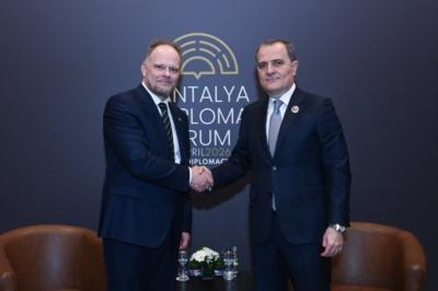 Azərbaycan XİN rəhbəri NATO rəsmisi ilə Ermənistanla normallaşma və Yaxın Şərqi müzakirə edib