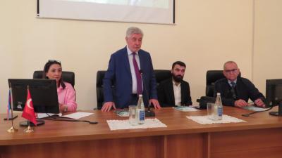 Ədəbiyyatda və qəlblərdə yaşayan şair: Səməd Vurğunun 120 illiyi qeyd olunub