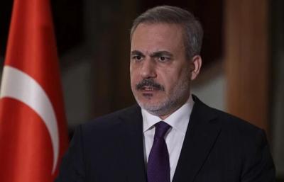 Hakan Fidan pakistanlı həmkarı ilə telefonla danışıb