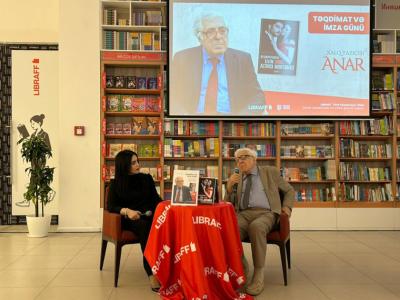 “Beşmərtəbəli evin altıncı mərtəbəsi”nin yeni nəşri təqdim olunub 