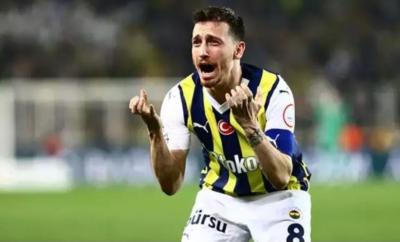 "Fənərbaxça"nın kapitanı futboldan 1 illik uzaqlaşdırıldı