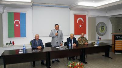 Azərbaycan Gəncliyə Yardım Fondunda tələbə-gənclərlə maarifləndirici görüş keçirilib