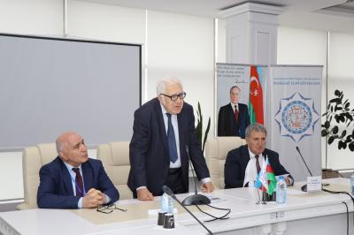 AMEA-da II Beynəlxalq Şah İsmayıl Xətai konfransı keçirilir