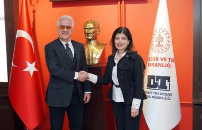 Günay Əfəndiyeva Türkiyənin Mədəniyyət və Turizm Nazirliyi Dövlət Teatrlarının baş direktoru ilə görüşüb