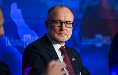 Müdafiə naziri Ukrayna dronlarına görə istefa verməyə hazır olduğunu deyib 