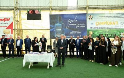 AMEA-da Ümummilli Liderin anadan olmasının 103-cü ildönümünə həsr edilmiş minifutbol turniri başa çatıb