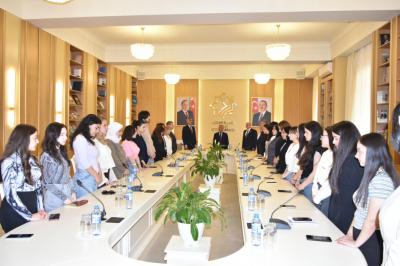 Milli Kitabxanada Ümummilli Lider Heydər Əliyevin xatirəsi anılıb
