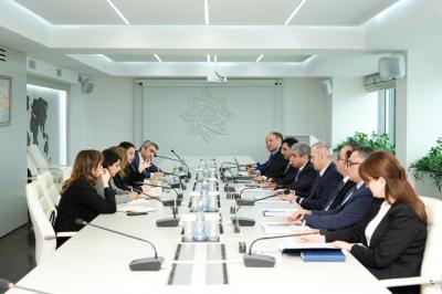 ƏƏSMN və AİB arasında sosial sahədə yeni birgə layihələrin icrası imkanları nəzərdən keçirilib