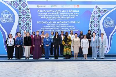 Milli Məclisin sədri Sahibə Qafarova İkinci Asiya Qadınlar Forumunda çıxış edib